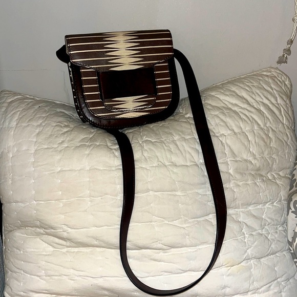 Tory Burch Handbags - Tory Burch Brown and Cream Patterned Crossbody Bag